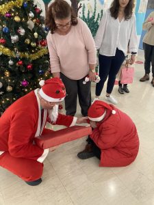 ΧΡΙΣΤΟΥΓΕΝΝΙΑΤΙΚΑ ΔΩΡΑ ΣΤΟΥΣ ΩΦΕΛΟΥΜΕΝΟΥΣ 20-12-2024